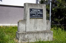 Reštaurovanie pomníka padlým počas II. svetovej vojny
