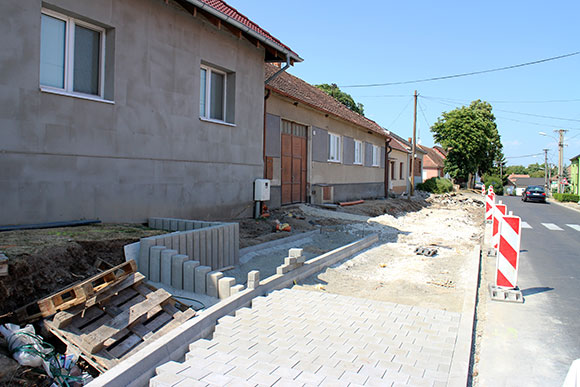 Rekonštrukcia autobusovej zástavky Horné Orešany