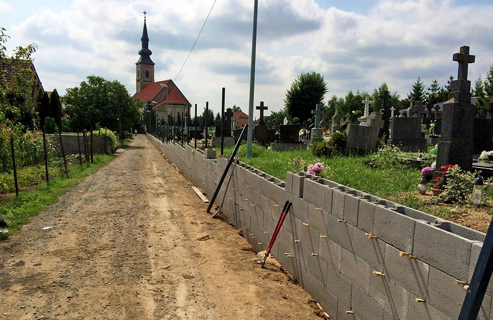 Rekonštrukcia oplotenia cintorína Horné Orešany