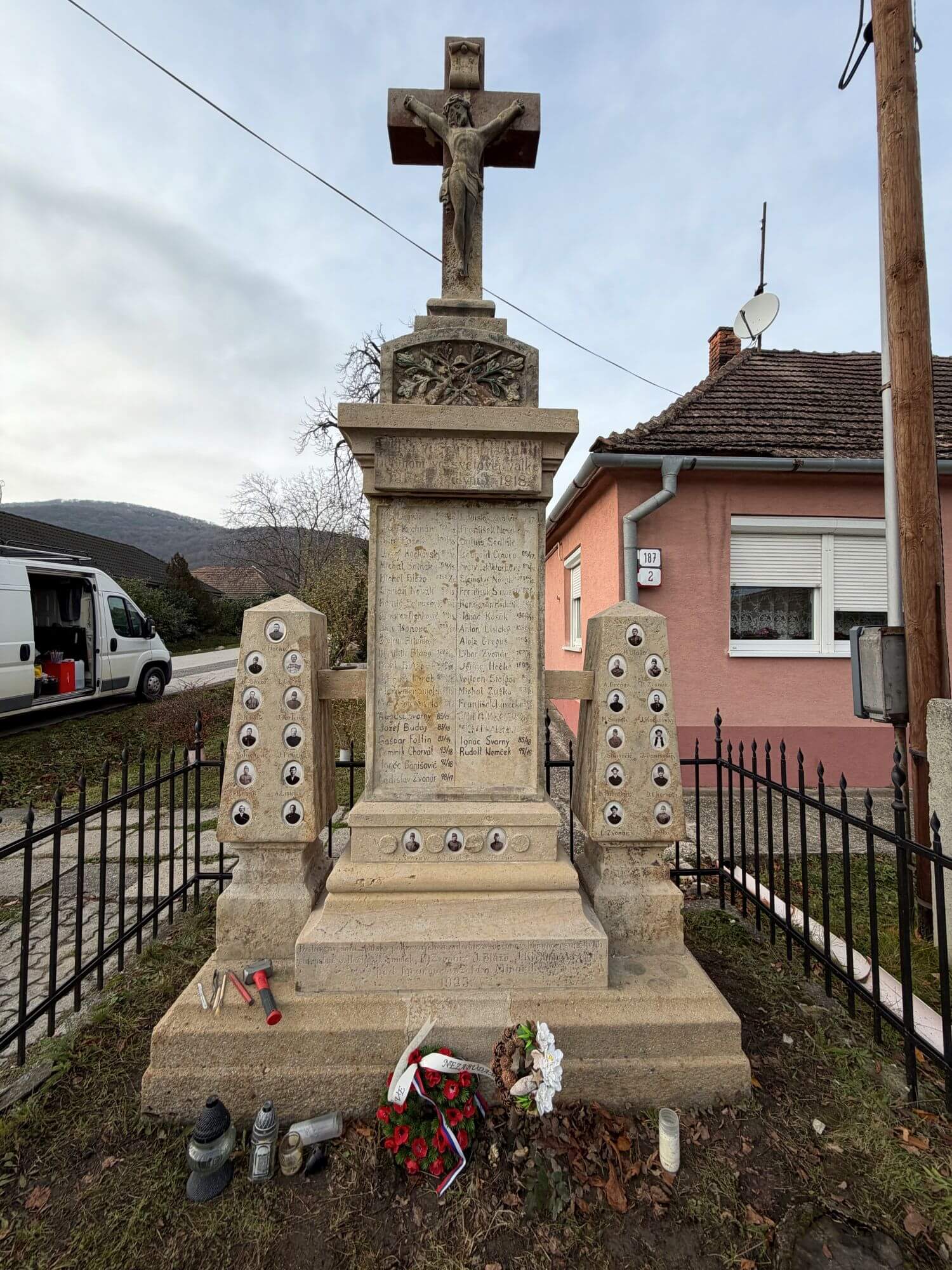 Pomník I. sv. vojny v Horných Orešanoch