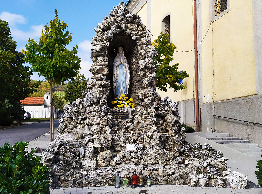 Lurdská Jaskyňa, foto Marek Boháček